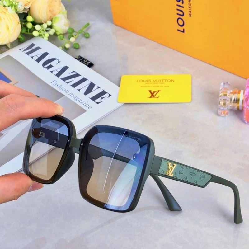Louis Vuitton Sunglasses Minimalist 281037
