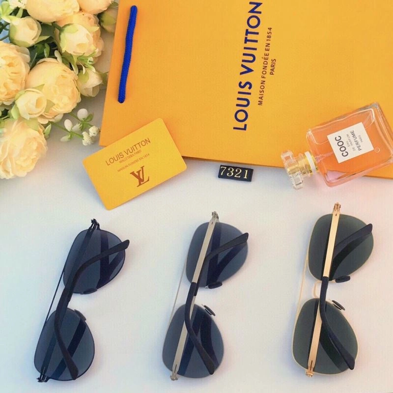 Louis Vuitton Sunglasses Refined 281039
