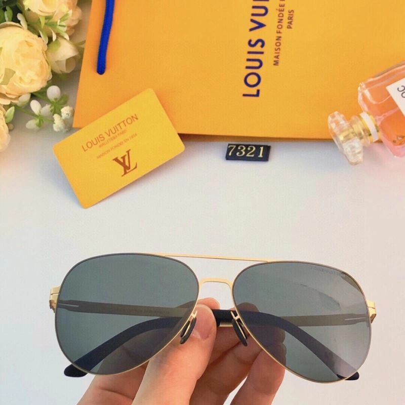 Louis Vuitton Sunglasses Refined 281039