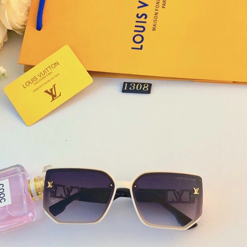 Louis Vuitton Sunglasses Casual 281035