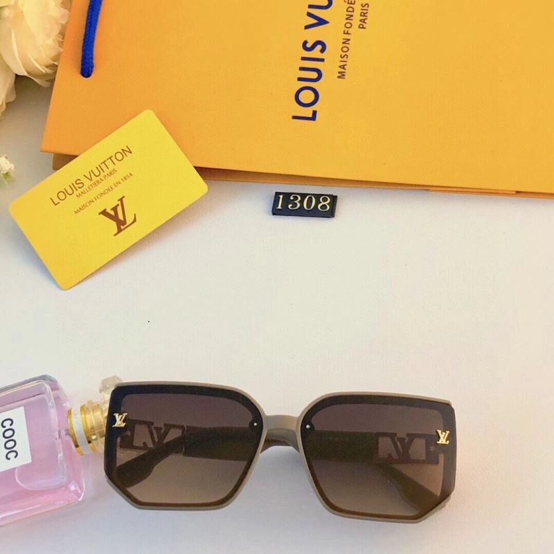 Louis Vuitton Sunglasses Casual 281035