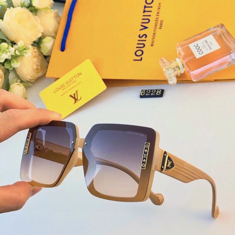 Neat Louis Vuitton Sunglasses 281020