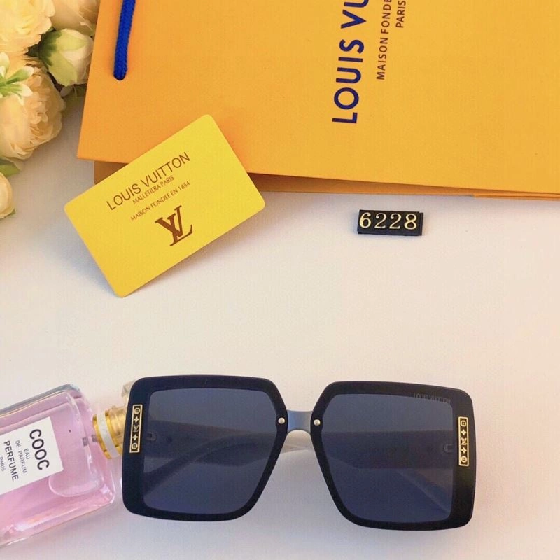 Neat Louis Vuitton Sunglasses 281020