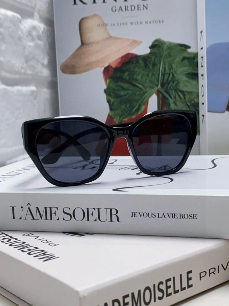 Breathable Louis Vuitton Sunglasses 280984