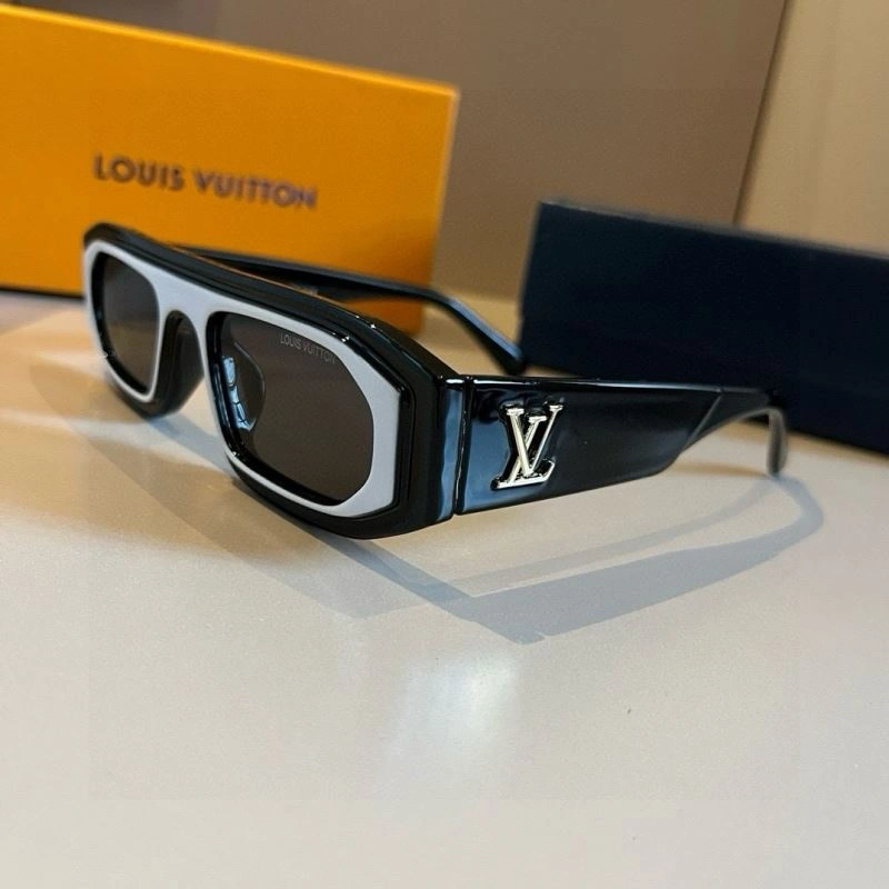 Louis Vuitton Sunglasses Attractive 280976