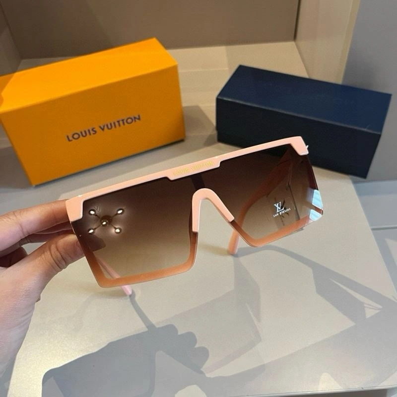 Louis Vuitton Sunglasses Upgraded 280978