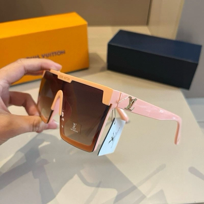 Louis Vuitton Sunglasses Upgraded 280978