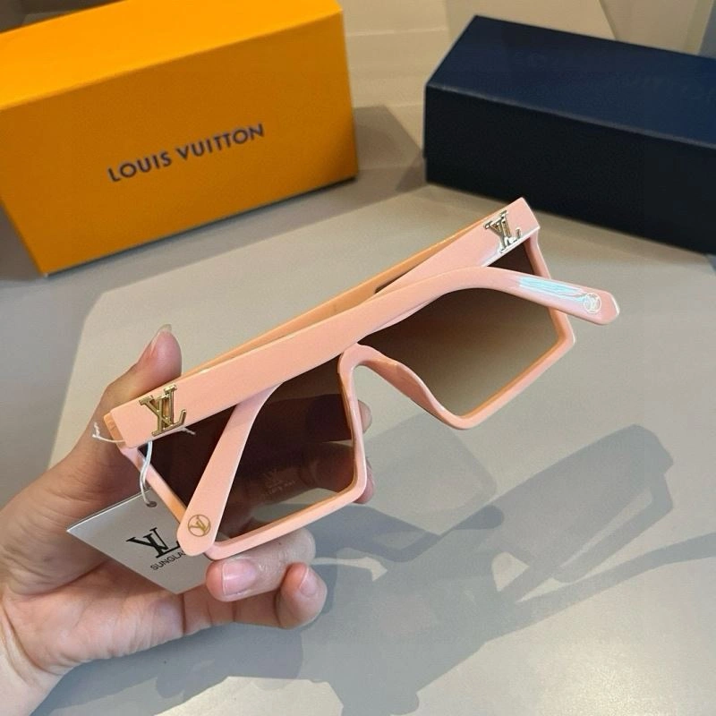 Louis Vuitton Sunglasses Upgraded 280978