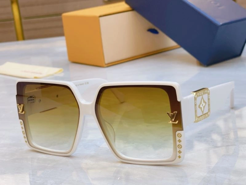 Louis Vuitton Sunglasses StreetReady 281003
