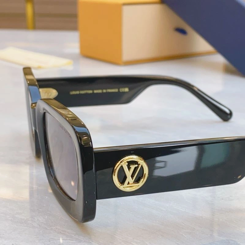 Louis Vuitton Sunglasses Cozy 281008