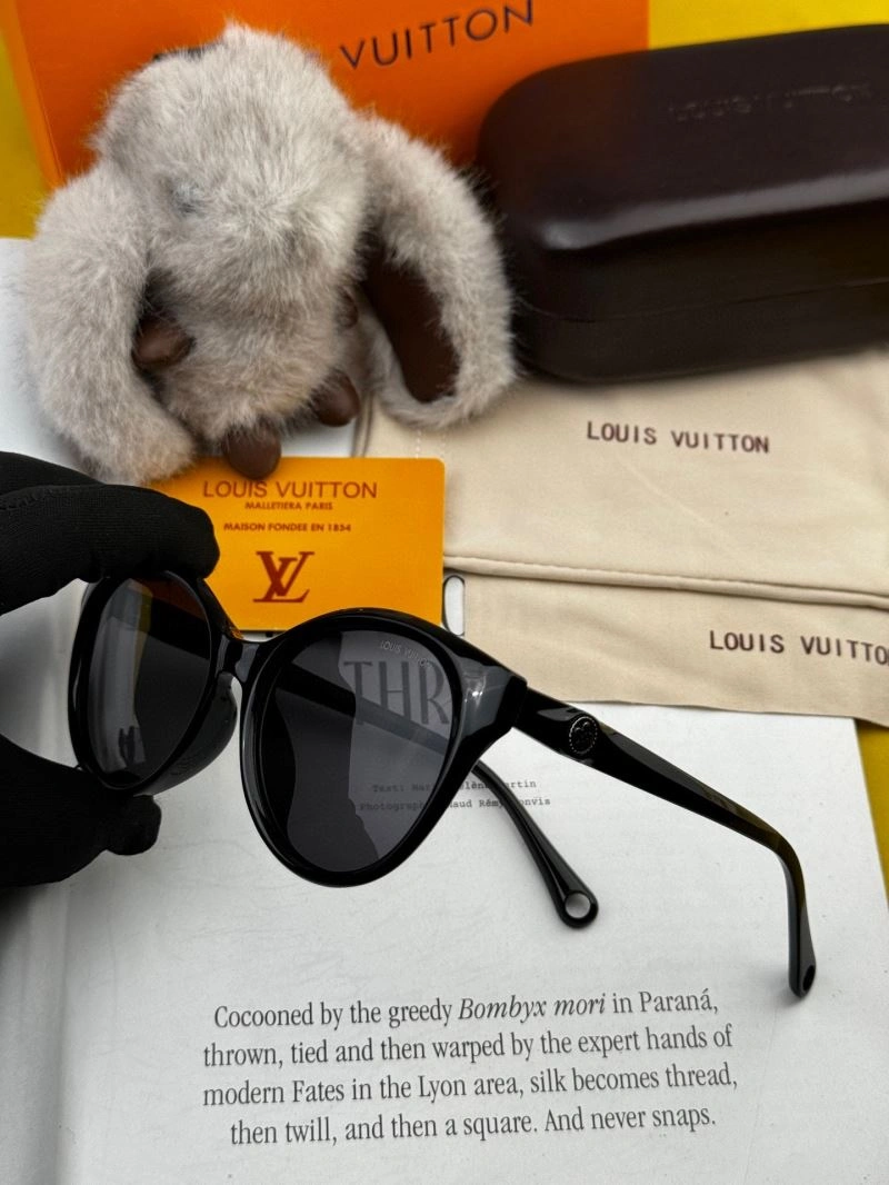 SportInspired Louis Vuitton Sunglasses 281006