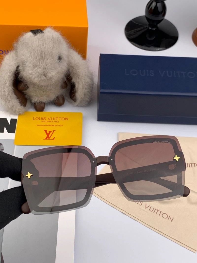 Practical Louis Vuitton Sunglasses 280998