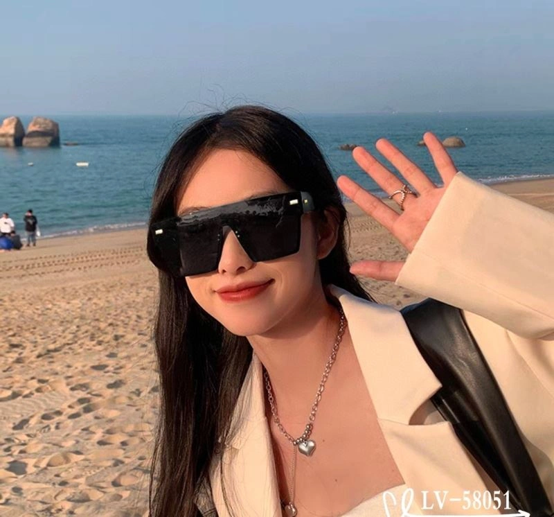 MoistureWicking Louis Vuitton Sunglasses 280988