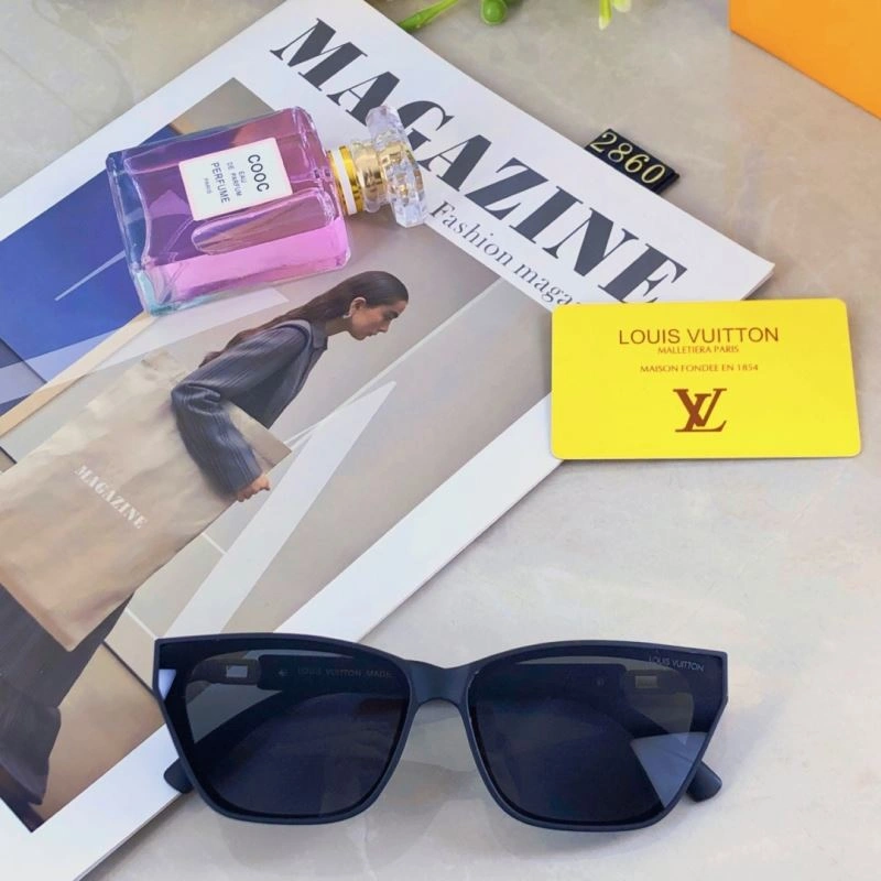 Louis Vuitton Sunglasses TimelessDesign 281002