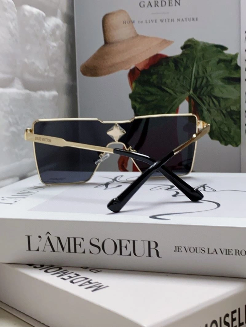 SunProtective Louis Vuitton Sunglasses 281005