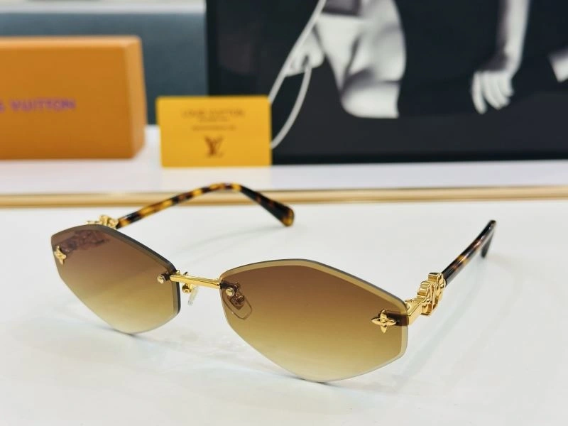 Practical Louis Vuitton Sunglasses 280971