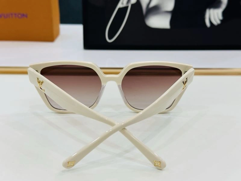 Louis Vuitton Sunglasses DailyWear 280968