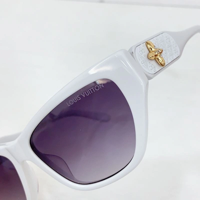 Louis Vuitton Sunglasses Modern 280967