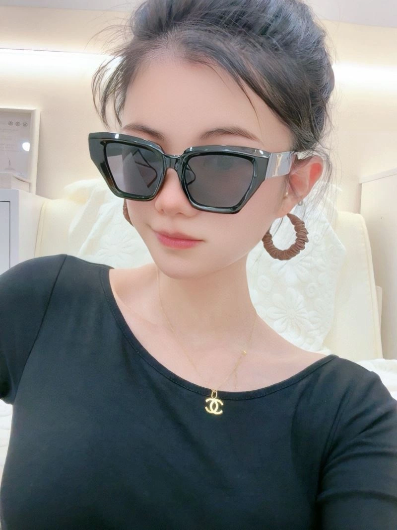 Contemporary Louis Vuitton Sunglasses 280946
