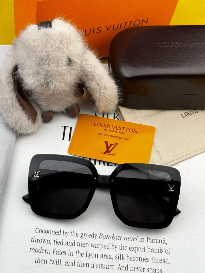 Louis Vuitton Sunglasses EyeCatching 280961