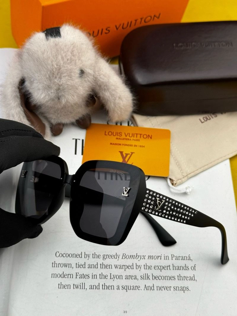 Louis Vuitton Sunglasses EyeCatching 280961