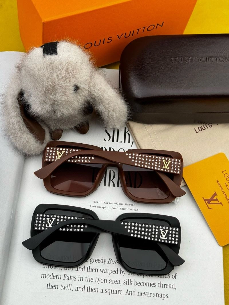 Louis Vuitton Sunglasses EyeCatching 280961