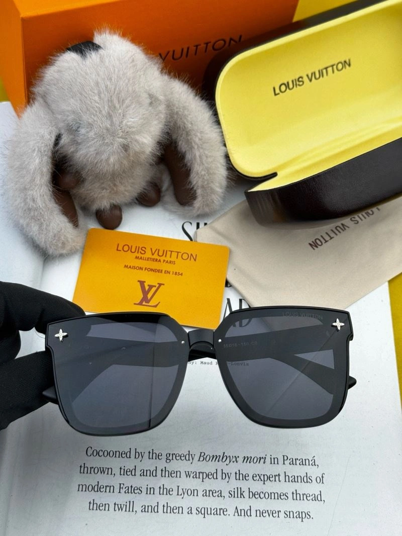 Louis Vuitton Sunglasses Packable 280963