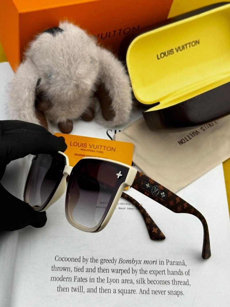 Louis Vuitton Sunglasses Packable 280963