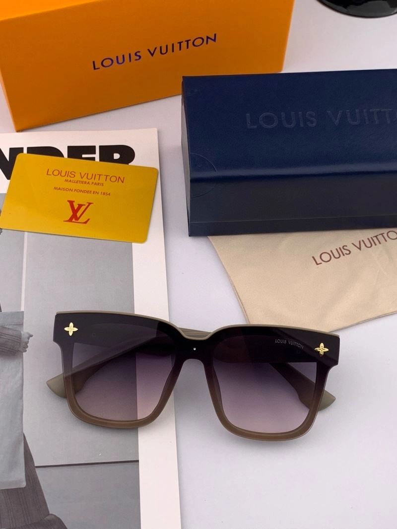 Vibrant Louis Vuitton Sunglasses 280940