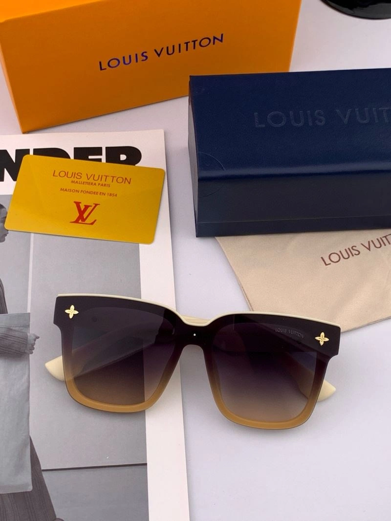 Vibrant Louis Vuitton Sunglasses 280940