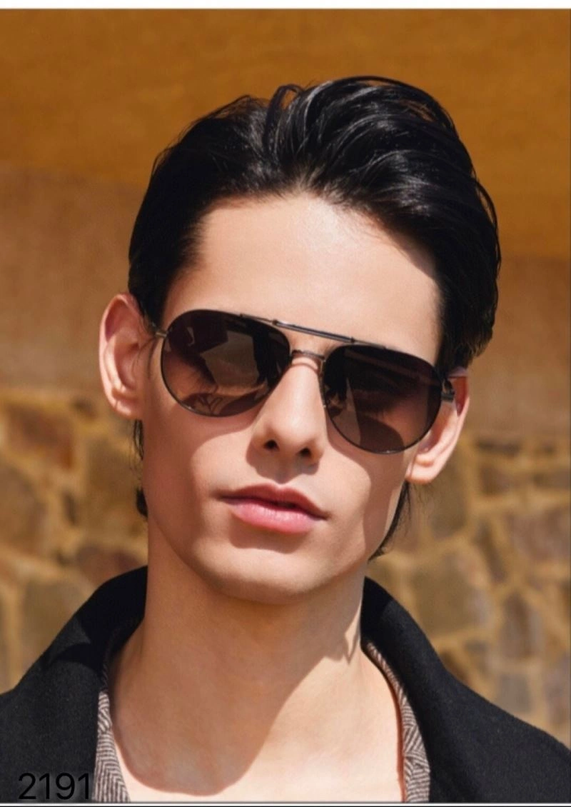 Sporty Louis Vuitton Sunglasses 280952