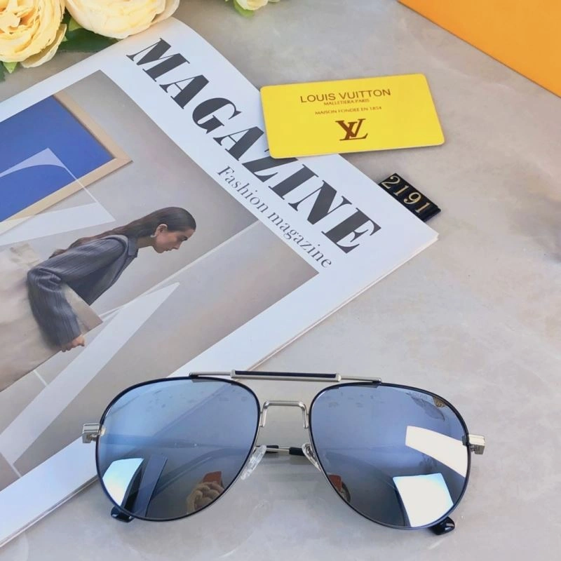 Sporty Louis Vuitton Sunglasses 280952