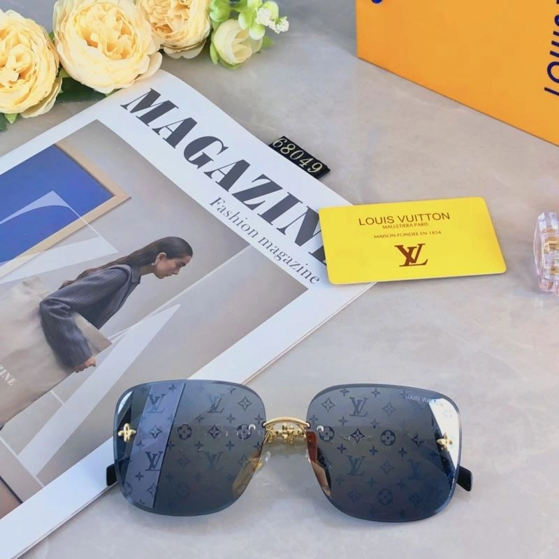 Louis Vuitton Sunglasses Versatile 280953