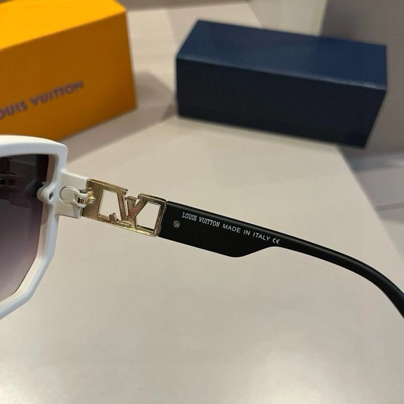 Timeless Louis Vuitton Sunglasses 280935
