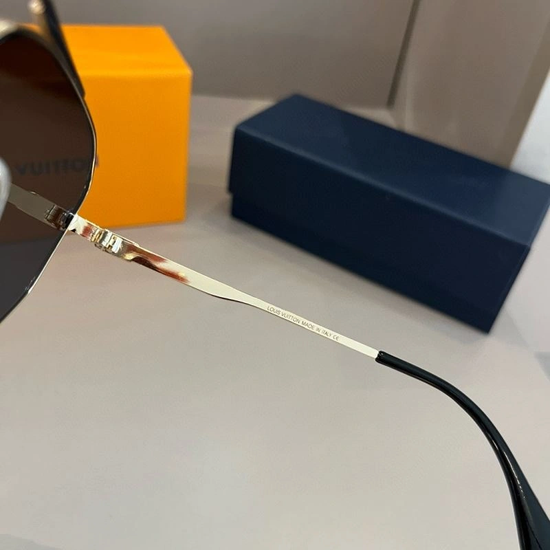 Louis Vuitton Sunglasses DailyWear 280947