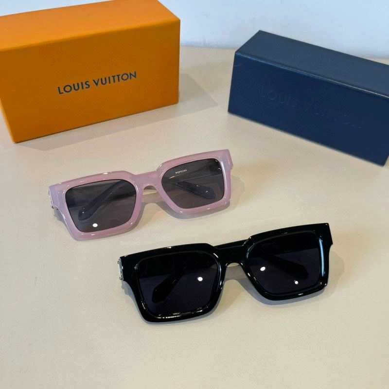 Louis Vuitton Sunglasses Fashionable 280933