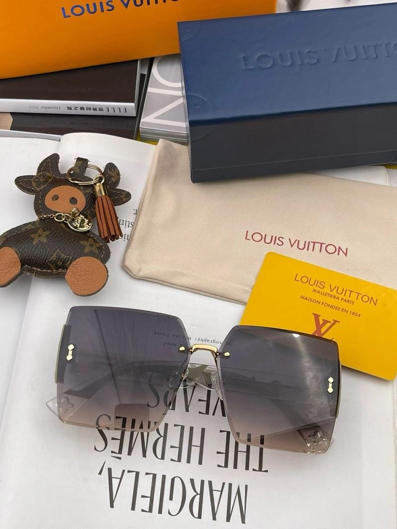 Louis Vuitton Sunglasses Sophisticated 280930