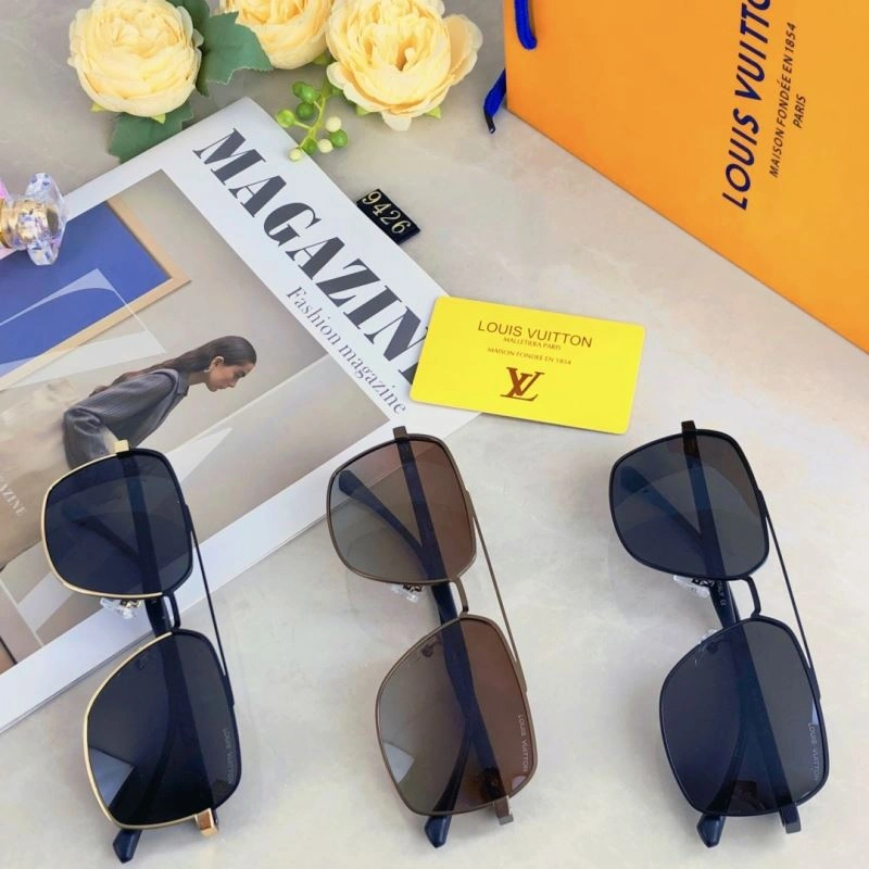 Louis Vuitton Sunglasses ZipUp 280914