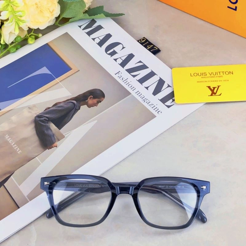 Packable Louis Vuitton Sunglasses 280898