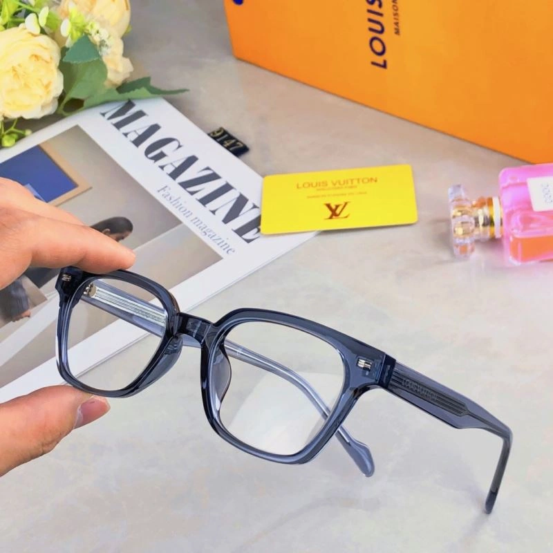 Packable Louis Vuitton Sunglasses 280898