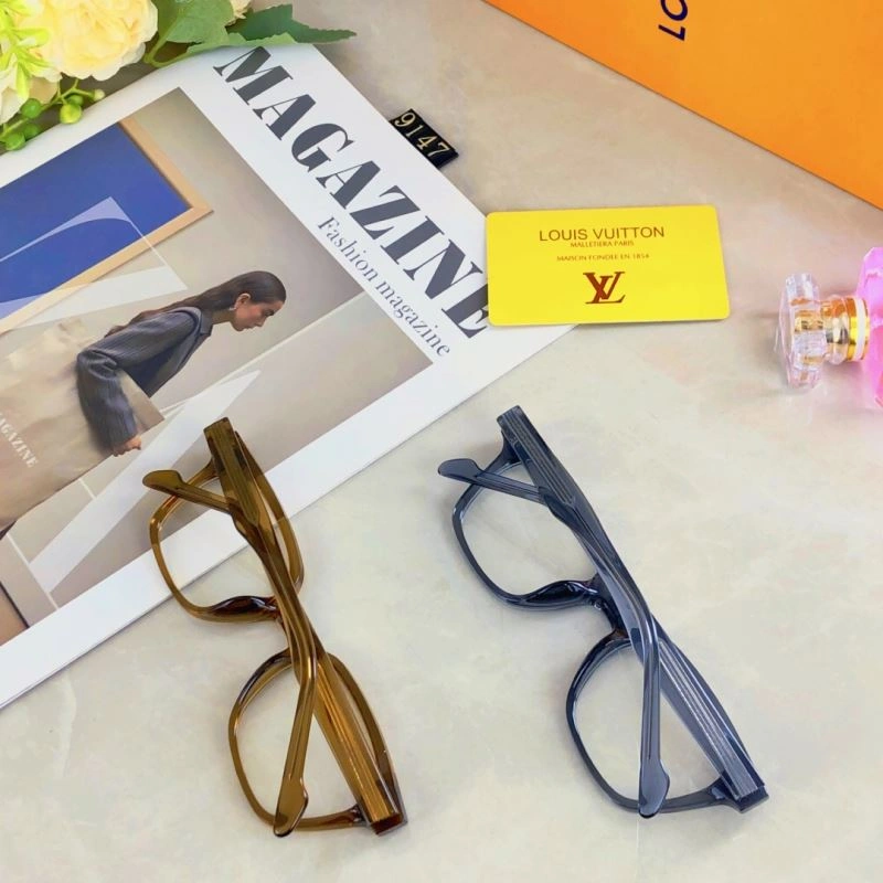 Packable Louis Vuitton Sunglasses 280898