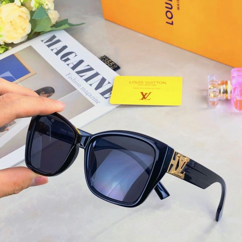 Louis Vuitton Sunglasses RelaxedFit 280917