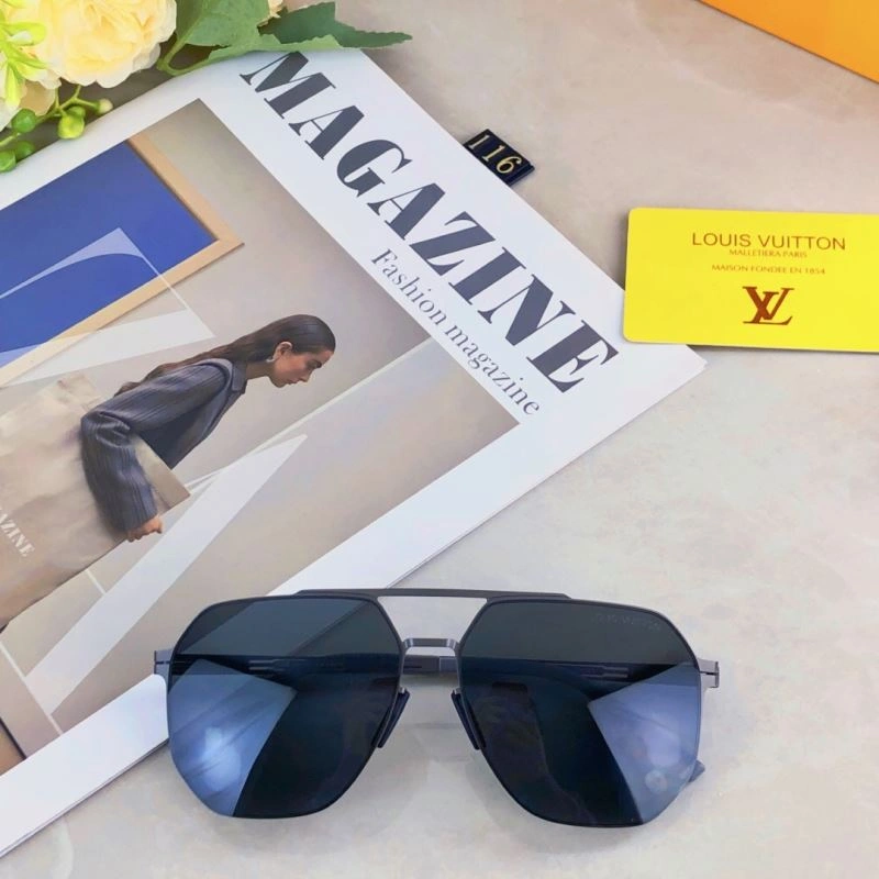Louis Vuitton Sunglasses Compact 280908