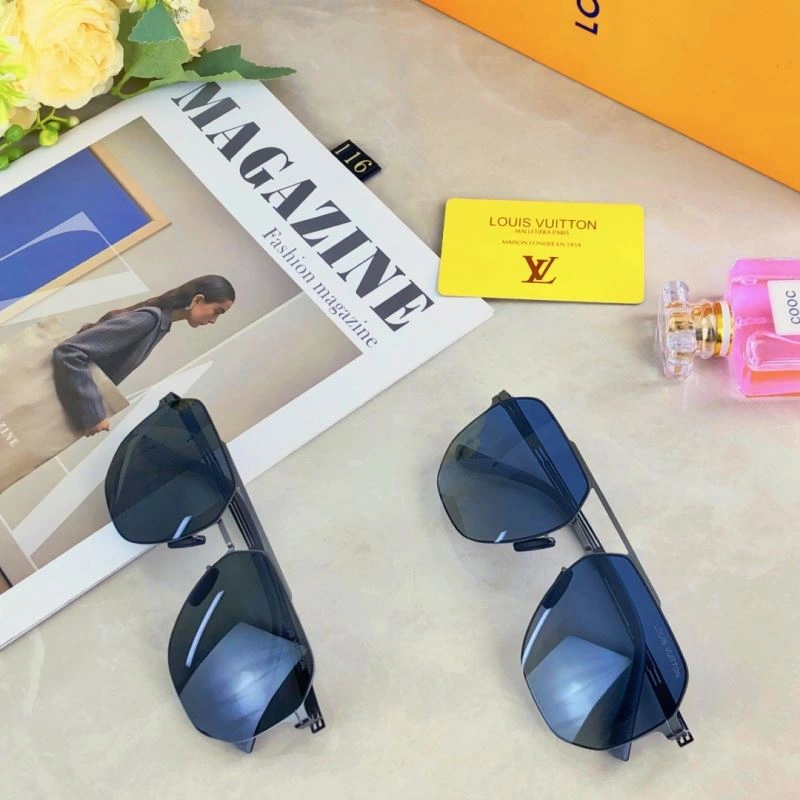Louis Vuitton Sunglasses Compact 280908