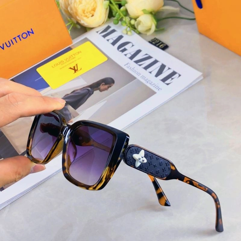 Louis Vuitton Sunglasses ModernLook 280919