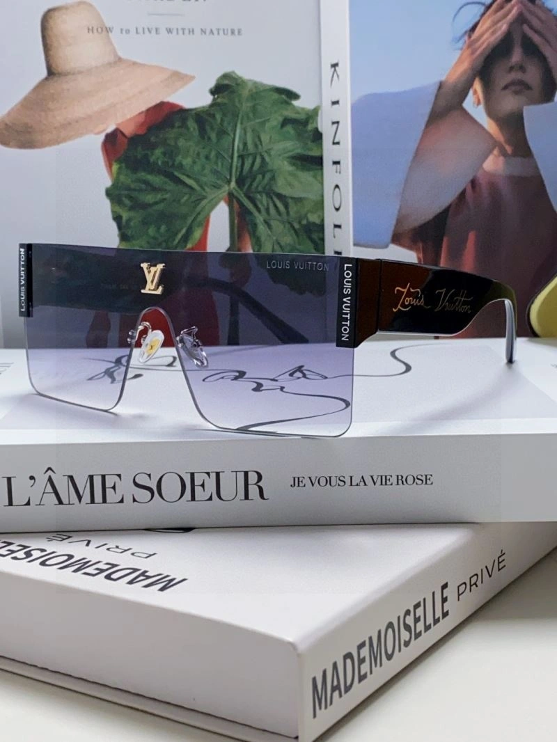 Packable Louis Vuitton Sunglasses 280905