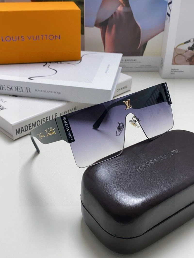 Packable Louis Vuitton Sunglasses 280905