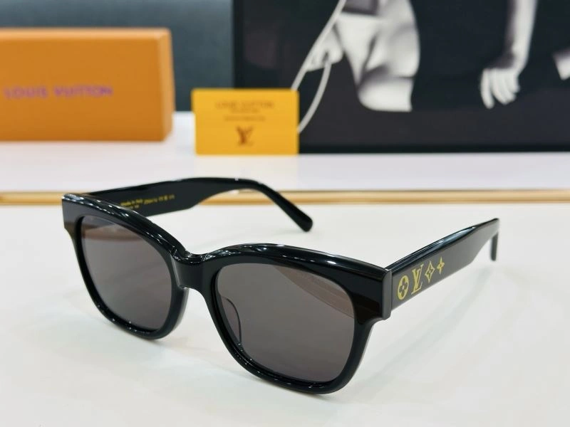 SmoothTexture Louis Vuitton Sunglasses 280915