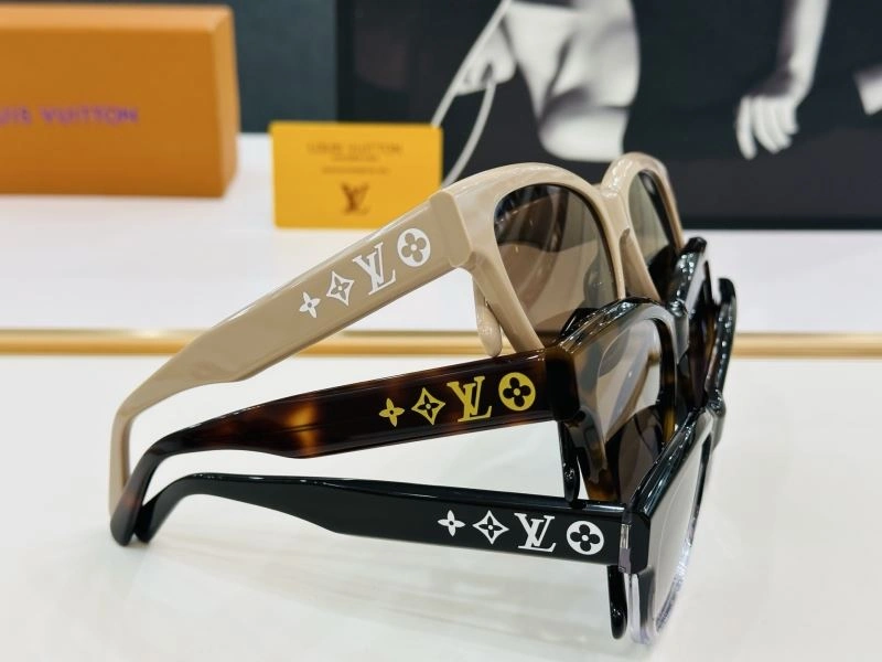 SmoothTexture Louis Vuitton Sunglasses 280915