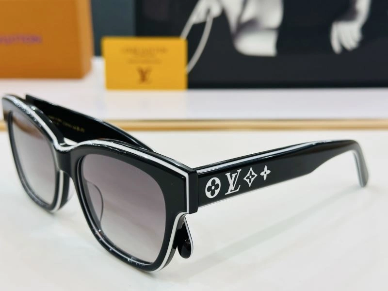 SmoothTexture Louis Vuitton Sunglasses 280915